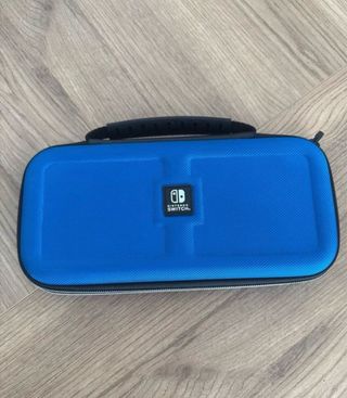 Nintendo Switch OLED + 2 fundas