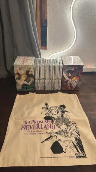THE PROMISED NEVERLAND 1 a 10 y 20 con cofre