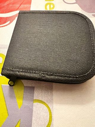 Costurero de viaje compacto