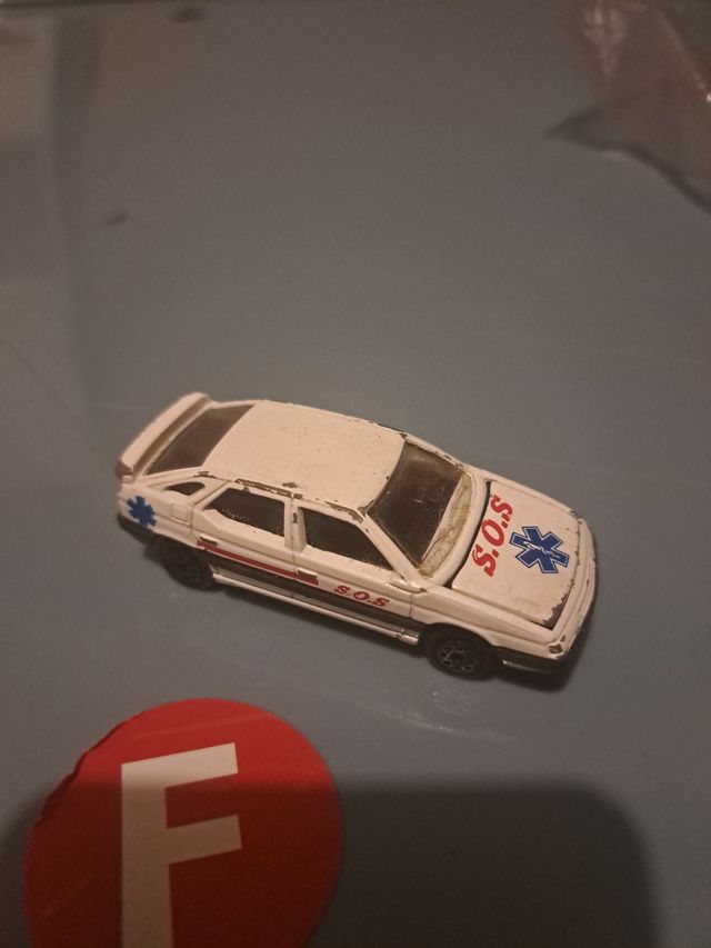 Citroen XM Majorette Blanco S.O.S.