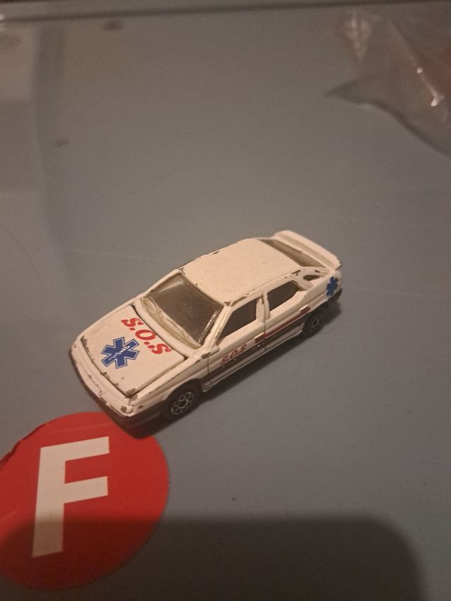 Citroen XM Majorette Blanco S.O.S.