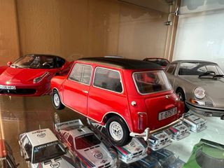 Authi Mini Cooper 1300 Escala 1/24 IXO