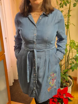 Vestido Vaquero Camisero con Bordado