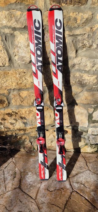 Esquís Atomic Race 140