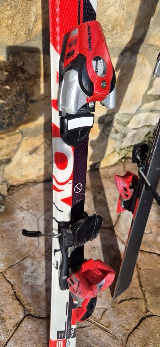 Esquís Atomic Race 140