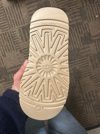 UGG TAZ 2 Zapatillas Beige