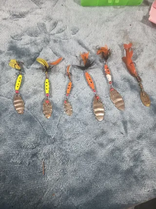 Cebos de pesca variados