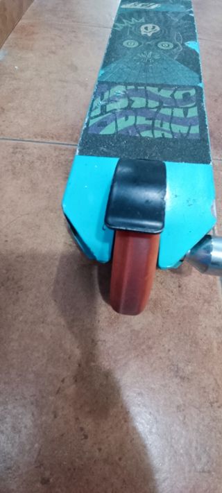 Patinete Oxelo Azul y Negro