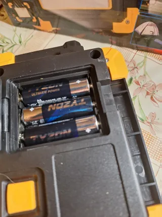 Focos LED Grundig 300 Lúmenes 5W ( dos focos )