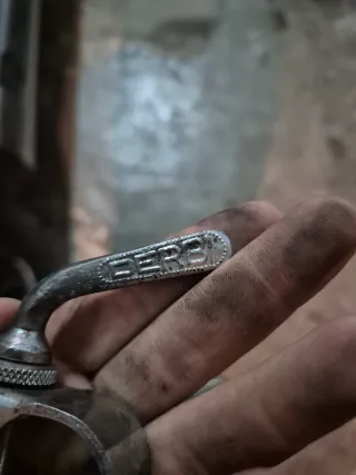 Enganche asiento Derbi