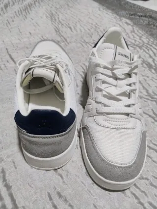Zapatillas Scalpers Hombre Blancas y Grises
