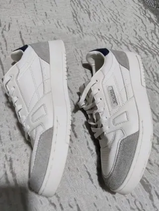 Zapatillas Scalpers Hombre Blancas y Grises