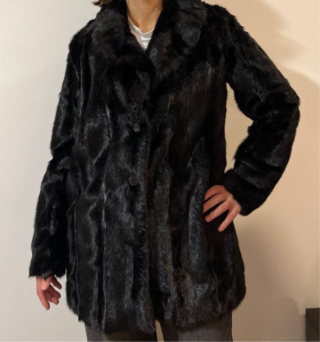 Chaquetón de piel Zara negro