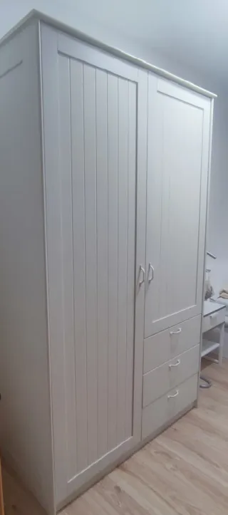 Armario Ikea 2 puertas 3 cajones (negociable)