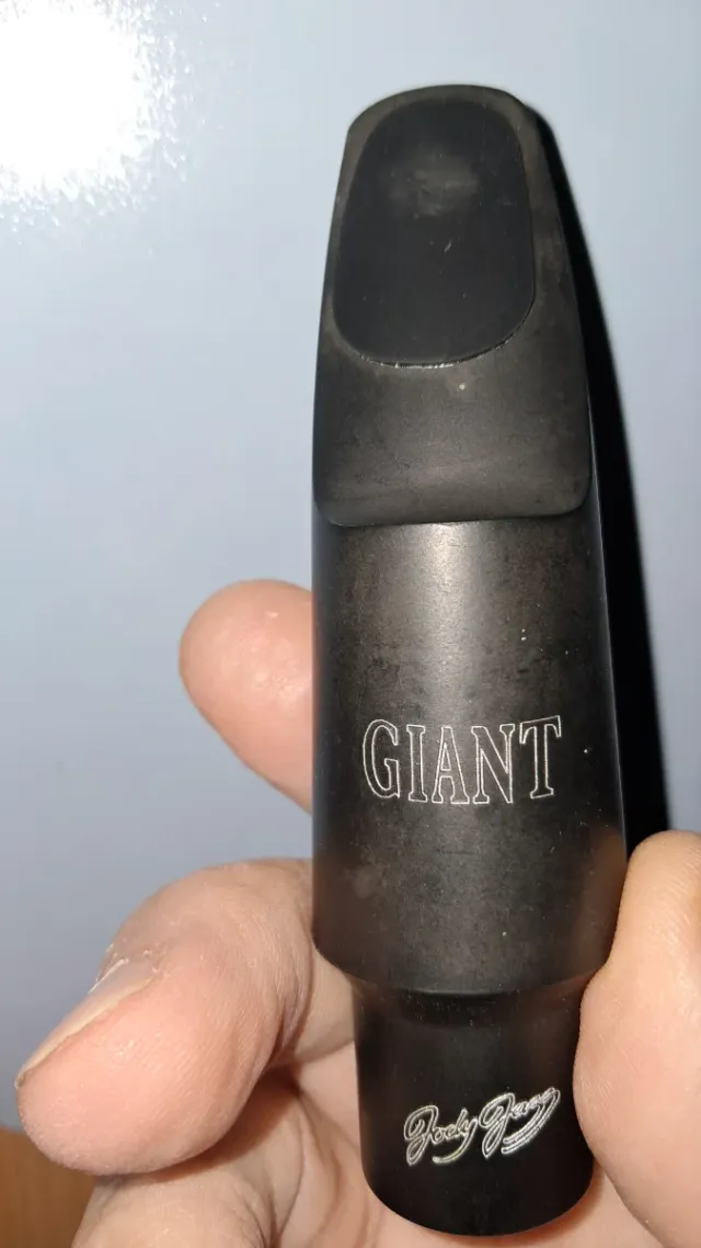Boquilla Saxo Tenor copia GIANT Jody Jazz.