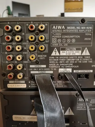 Amplificador y Sintonizador Aiwa NSX-D7