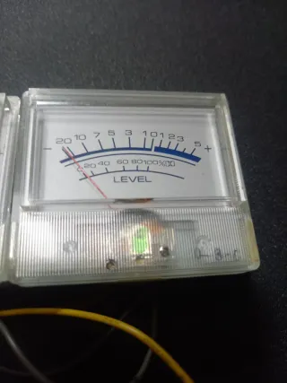 2 Vúmetros Analógicos Vieta