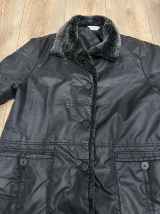 Abrigo negro cuello pelo
