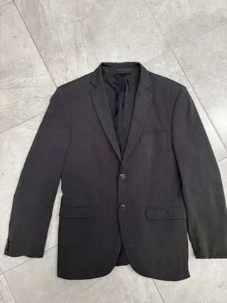 Americana gris hombre