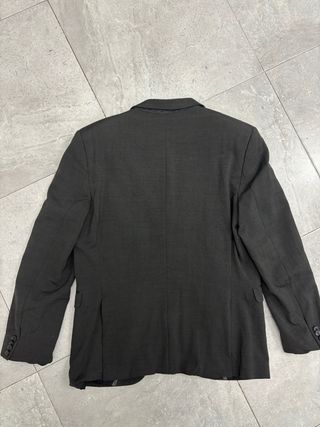 Americana gris hombre