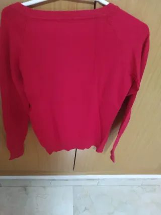 Jersey 38  de color Rojo de BLANCO Talla M