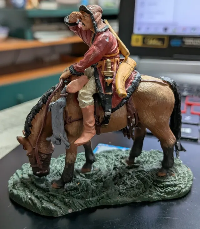 Figura in piombo di un guerriero unno a cavallo