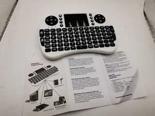 Mini tastiera wireless con touchpad