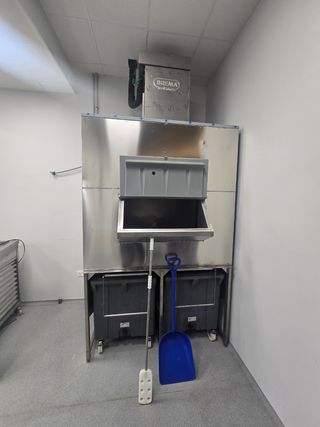 Maquina hielo BREMA ICE MAKERS.