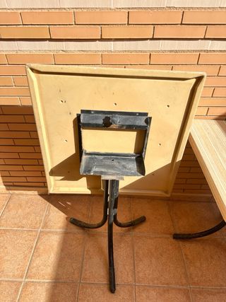 Mesa de bar plegable.  precio por unidad