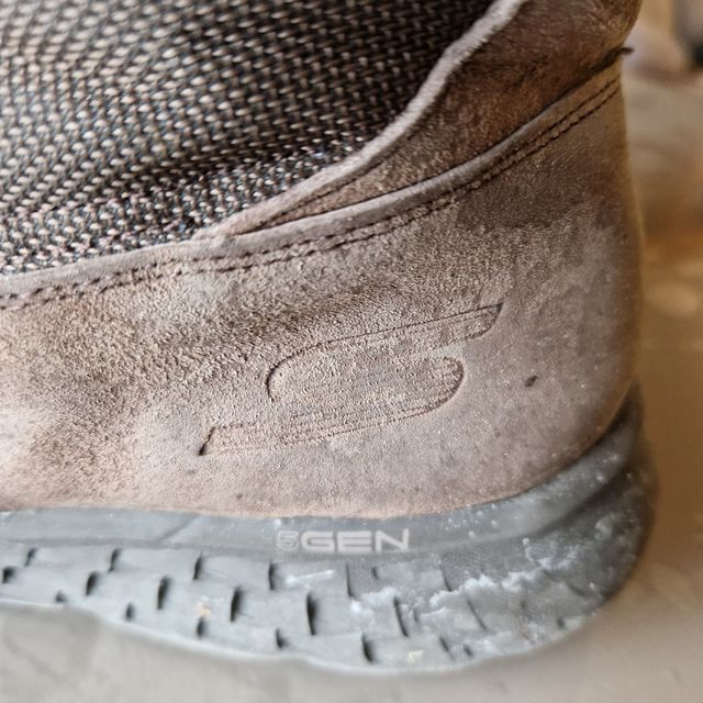 Stivali Skechers Taglia 40 Marroni/Grigi