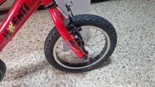 Bicicleta infantil roja JIWENTI 1100