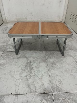 Mesa plegable pequeña madera y metal