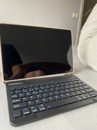 Tableta Sansung con Lápiz , Teclado y funda