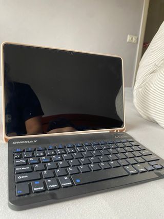 Tableta Sansung con Lápiz , Teclado y funda
