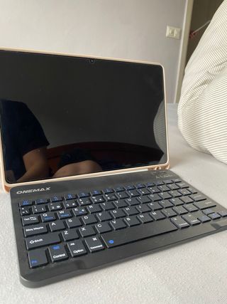 Tableta Sansung con Lápiz , Teclado y funda