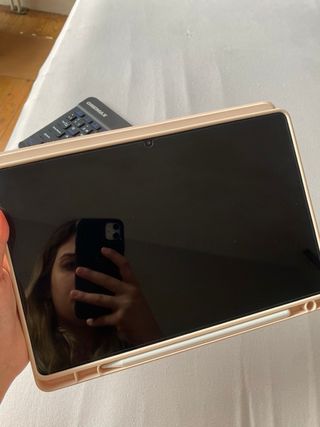 Tableta Sansung con Lápiz , Teclado y funda