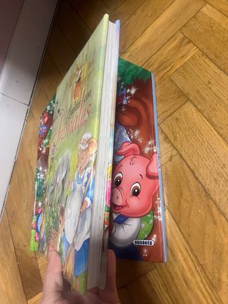 Lote de 2 libros de cuentos clásicos de animales.
