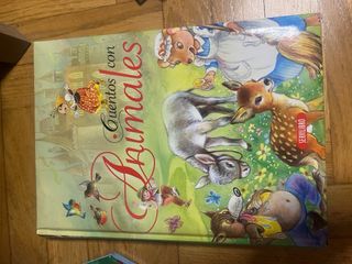 Lote de 2 libros de cuentos clásicos de animales.