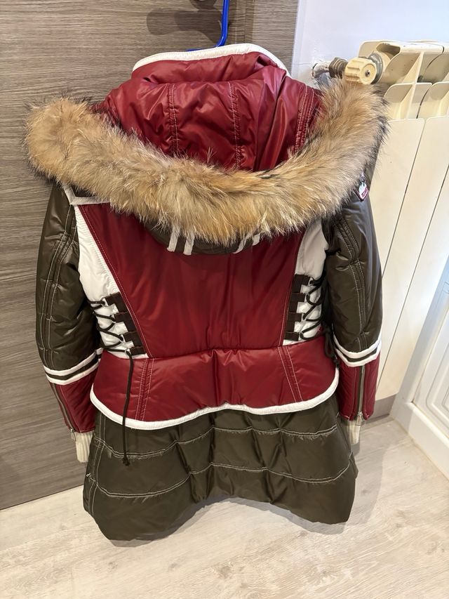 Abrigo Higly Preppy Marrón y Rojo