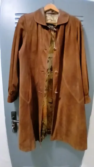 Abrigo de Pekary Marrón