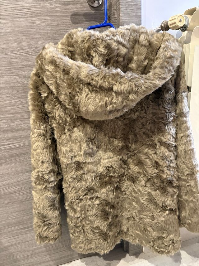 Abrigo pelo Pull&Bear chica