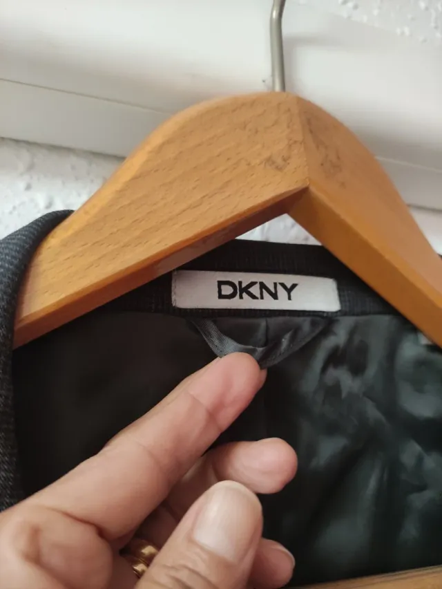 Americana DKNY Gris Hombre.