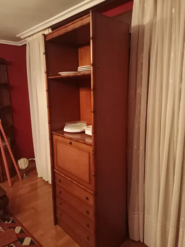 Vitrina/Aparador Bambú y Madera