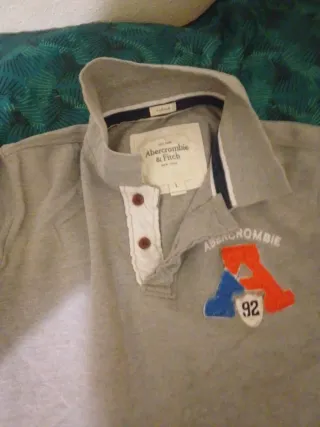 Polo Gris Abercrombie & Fitch