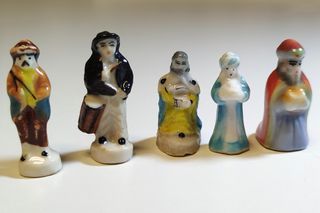 Figuras antiguas de Belén en miniatura