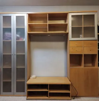 Mueble de salón modular madera y cristal