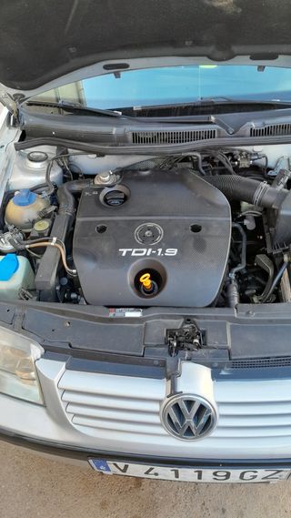 Volkswagen Bora 2000