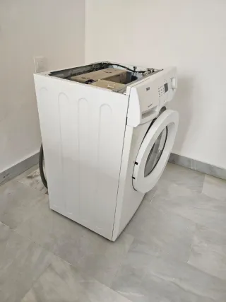 Lavadora Zanussi ZWG1120M