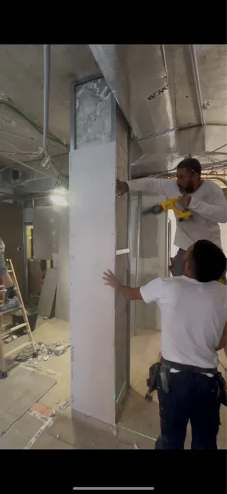 PLADURISTA Y TECHO DESMONTABLE