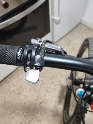 Vendo bicicleta giant xtc roja